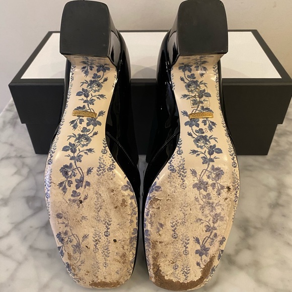 Gucci Victoire Double G Logo Pumps - Picture 3 of 3